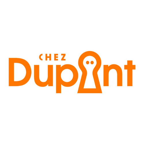 Fléchette premium dorée avec pointe en tungstène doré, corps laqué or brillant, et plumes noires élégantes